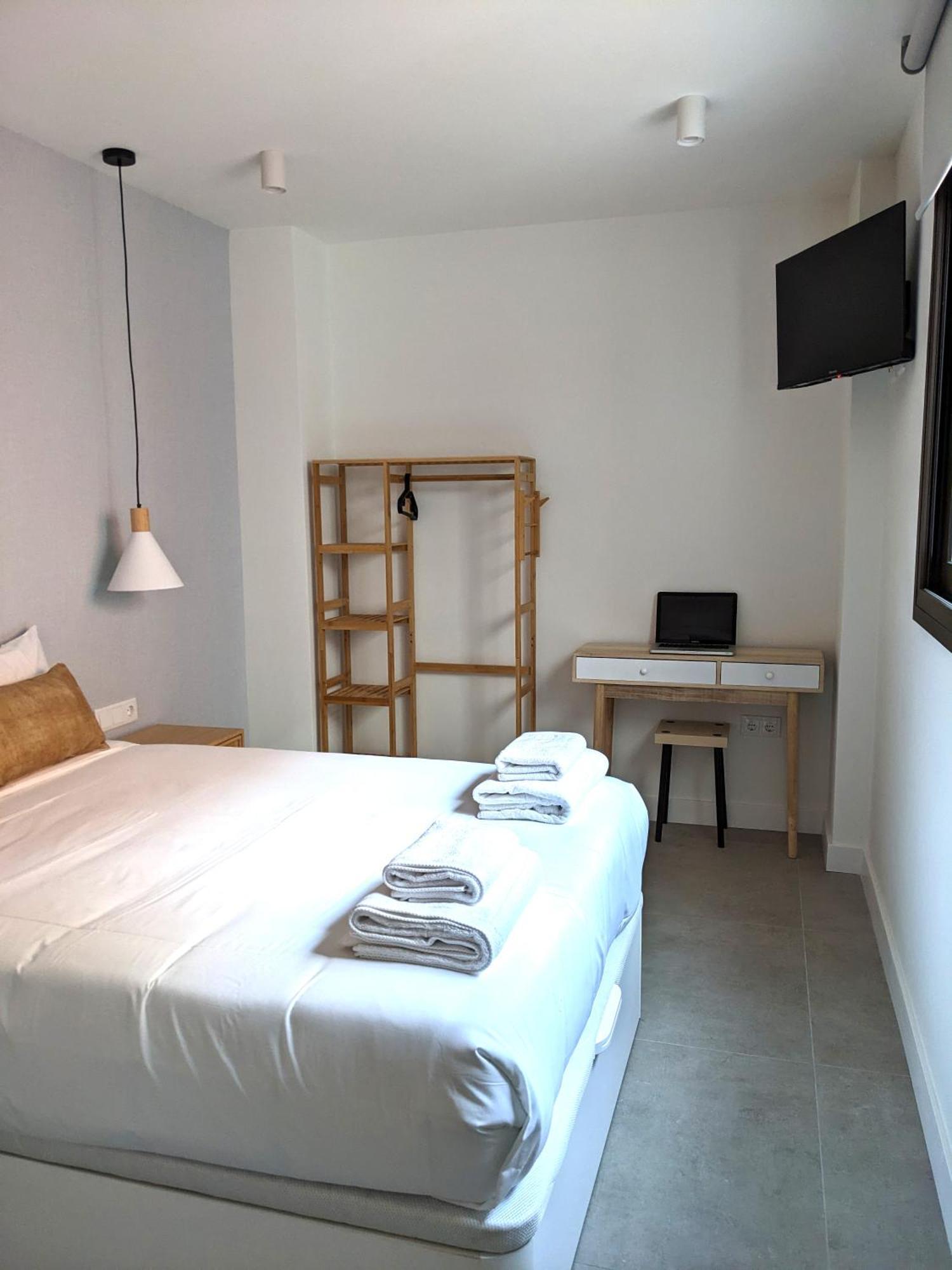 Weflating Fira Apartment โอสปิตาเล็ต เดอ โยเบรกัต ภายนอก รูปภาพ